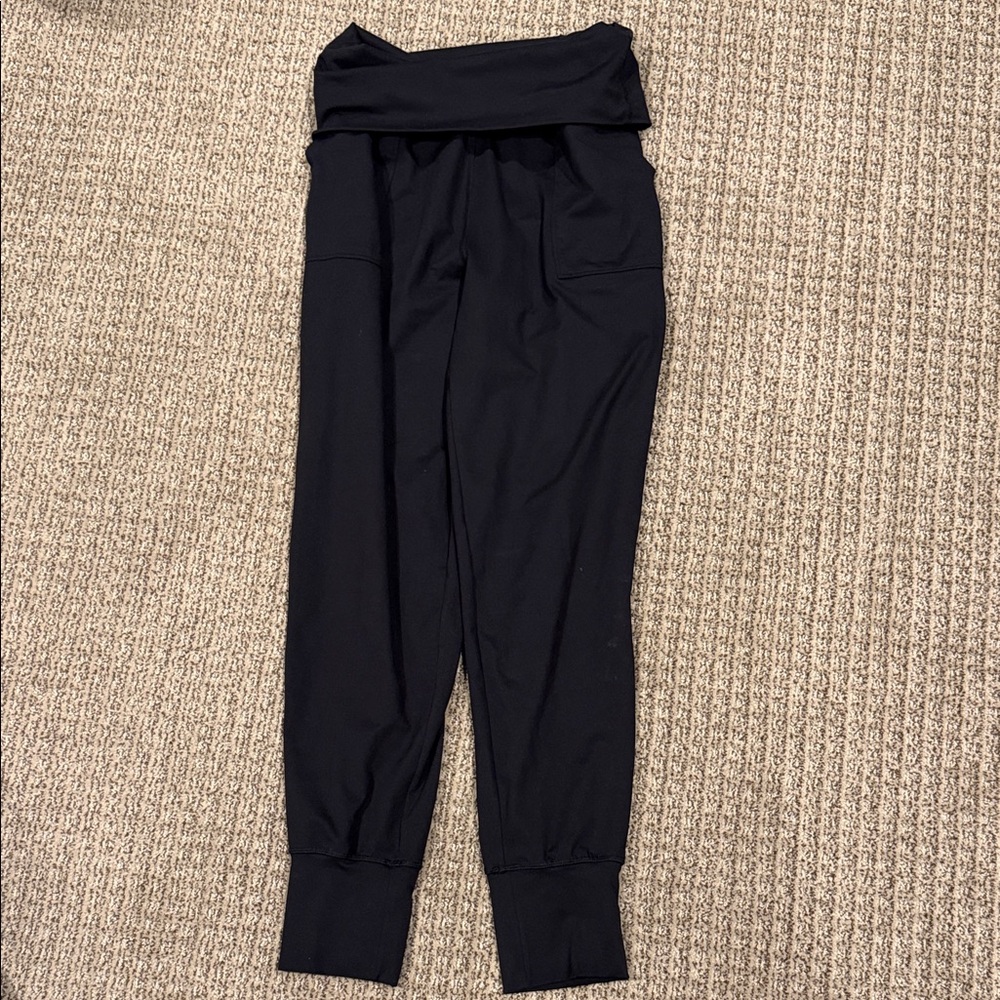 ARIE Black Fold-Over Joggers with pockets